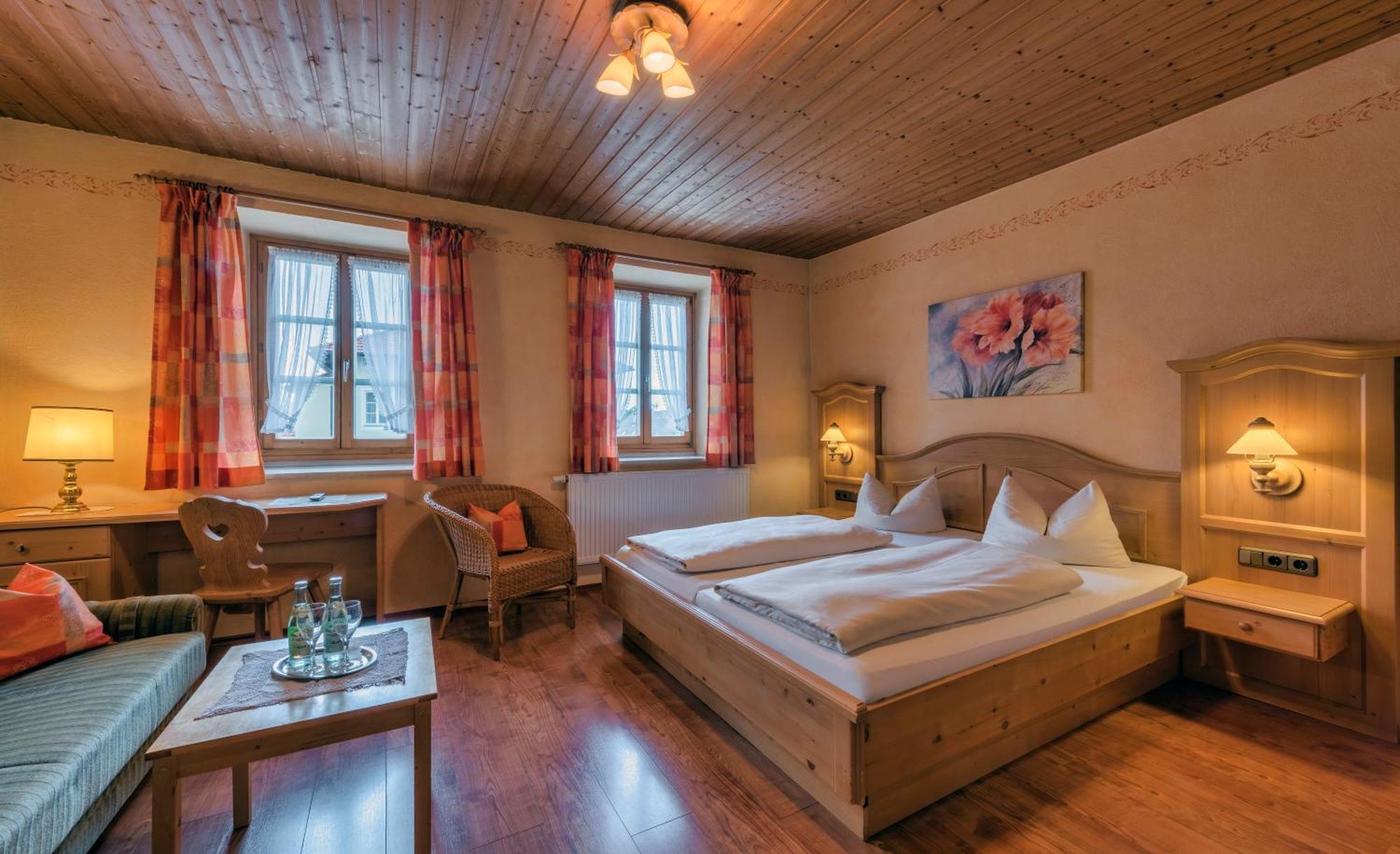 Hotel Altwirt 렌그레스 외부 사진